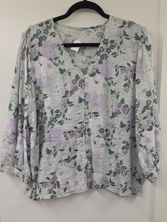 Liz Claiborne Tops - Liz Claiborne Floral Button Front Blouse Women's Medium Cotton Rayon 3/4 Sleeve